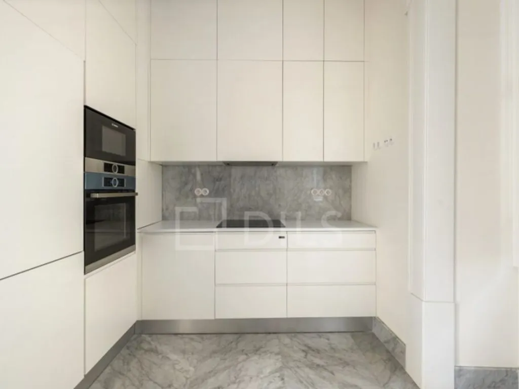 Kitchen - Luxury Apartment in Palacio Schindler, Lisbon