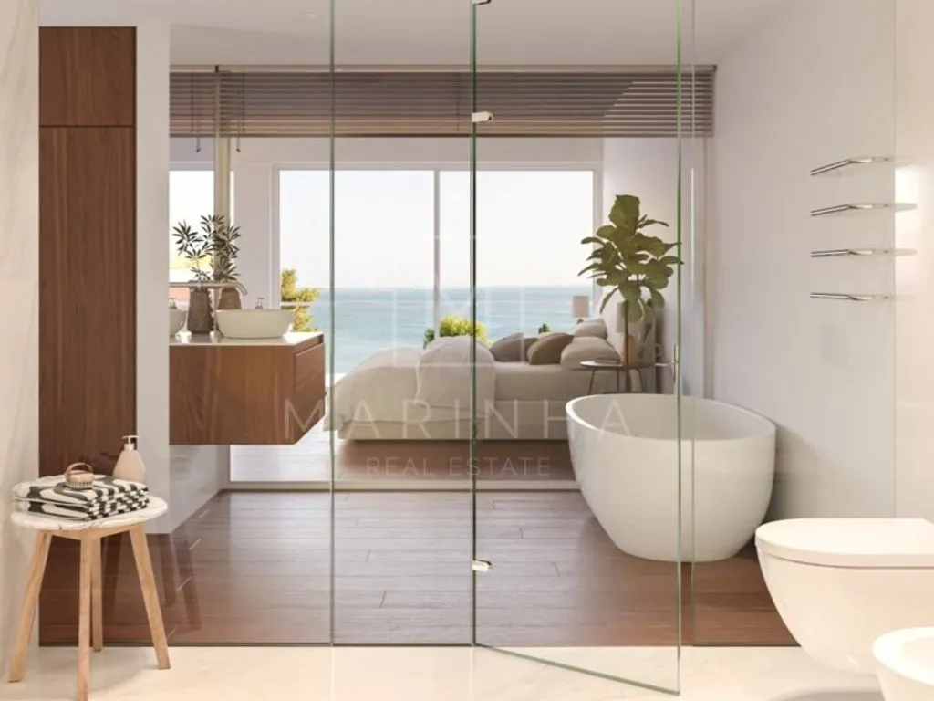 Luxury Penthouse with River View in Oeiras