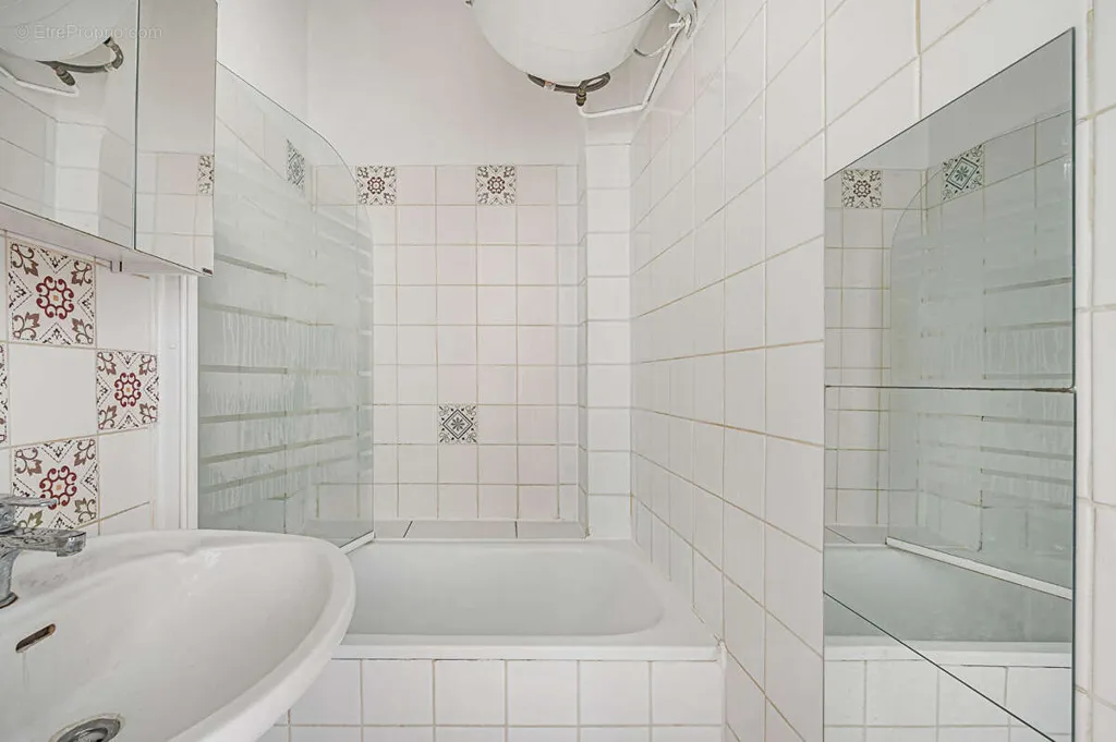 Bagni - Charming 2-Piece in Pernety, Paris