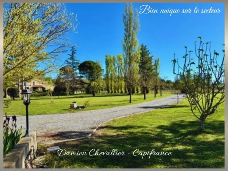 Aed - Villa with Pool in Cruzy