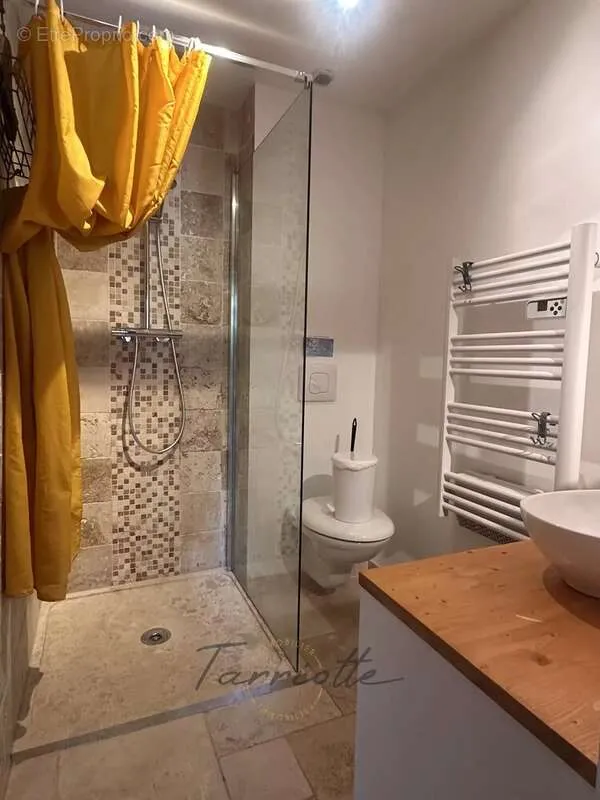 Salles de bain - Mas en Pierre avec Piscine près de Grignan