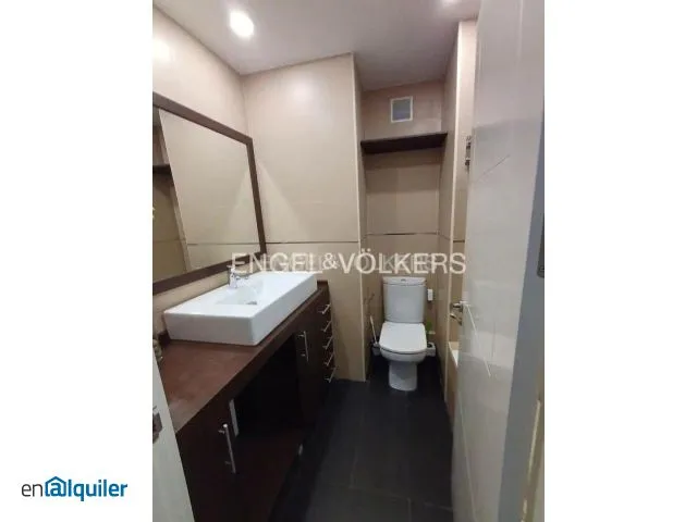 Salles de bain - Apartment with Terrace in Barajas