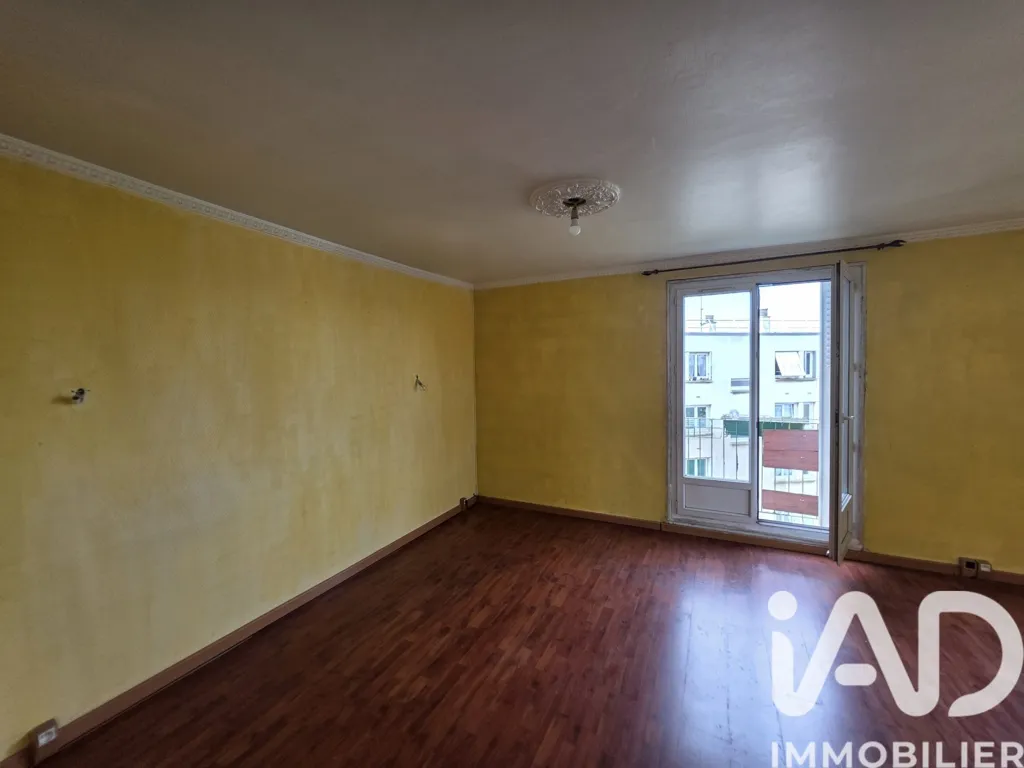 Pièces - Appartement 4 Pièces avec Balcon à Villejuif