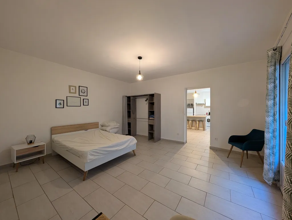 Magamistoad - Duplex Building with Two Apartments in Pézenas