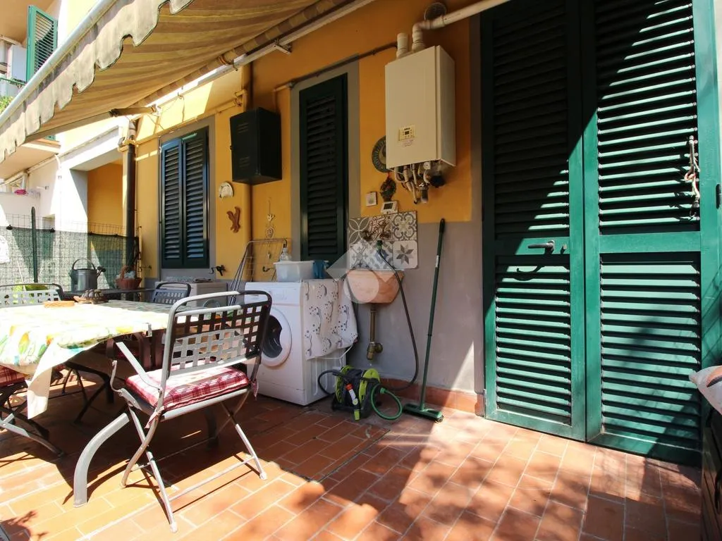 Terrazza - Terrace-Accessed Apartment in Prato