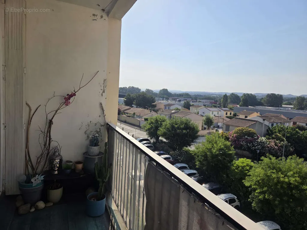 Rõdu - T3 with Balcony and Loggia in Marignane