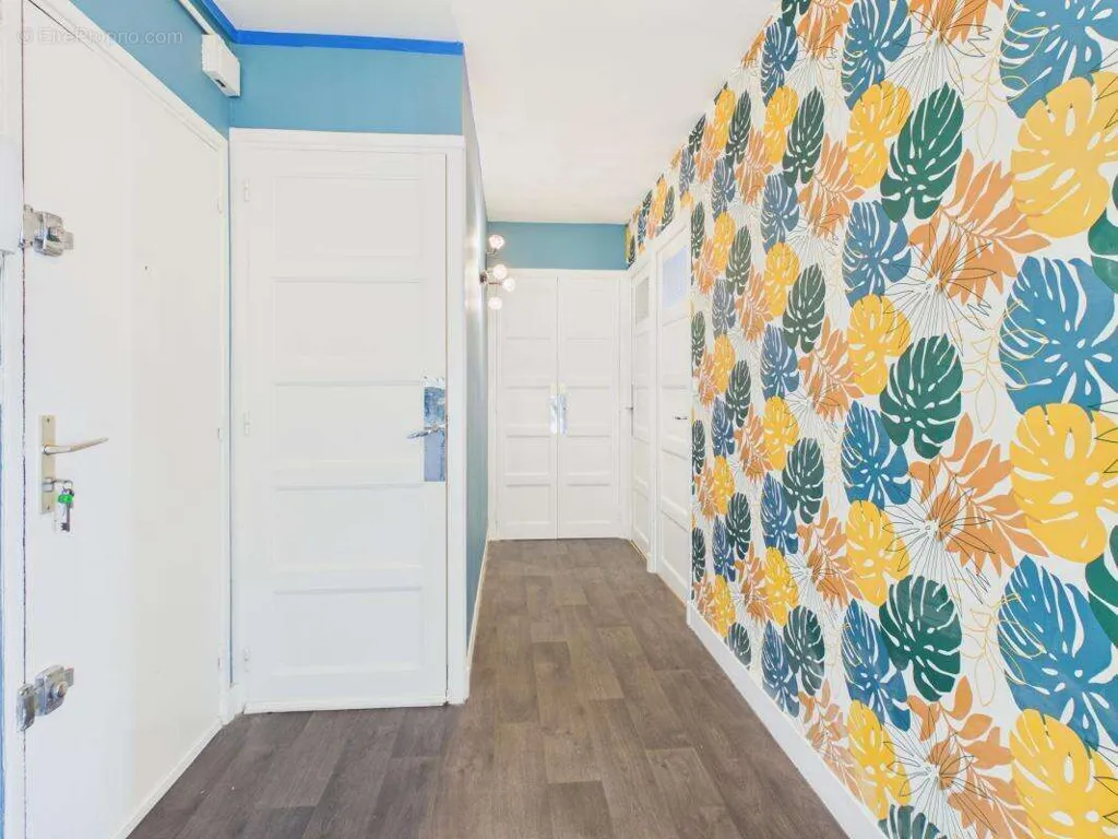 Entrée - Appartement T3 avec Balcon au Quartier Châteauvert à Valence