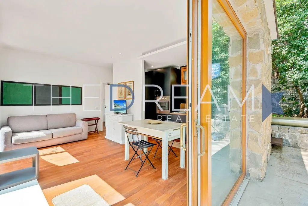 Séjour - Luxury Villa with Private Dock in Rosignano Marittimo