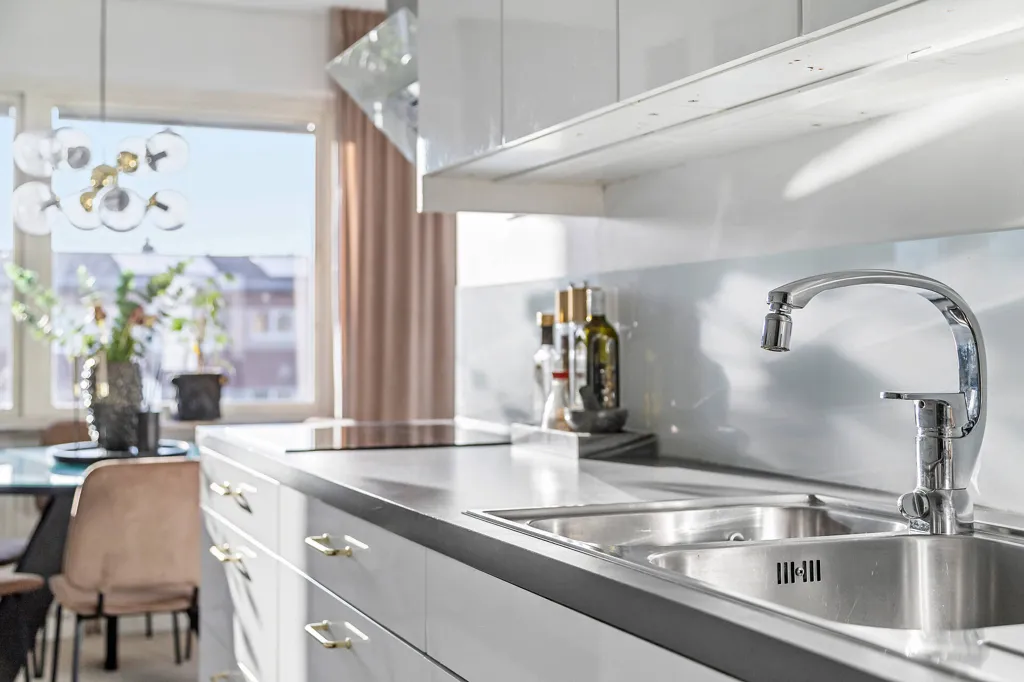 Cuisine - Renovated Apartment with West-Facing Balcony in Göteborg