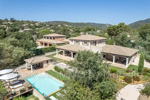 Õhuvaade - Provençal Villa with Sea View in Grimaud