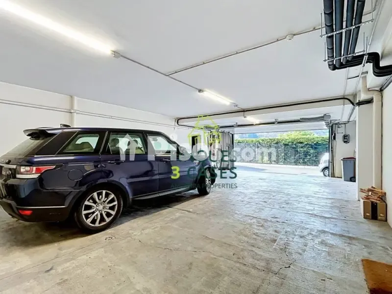 Garage - Luxury Chalet with Spa in Escaldes-Engordany