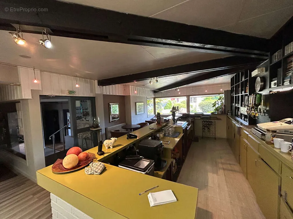 Kitchen - Commercial Property with Restaurant in Leuhan
