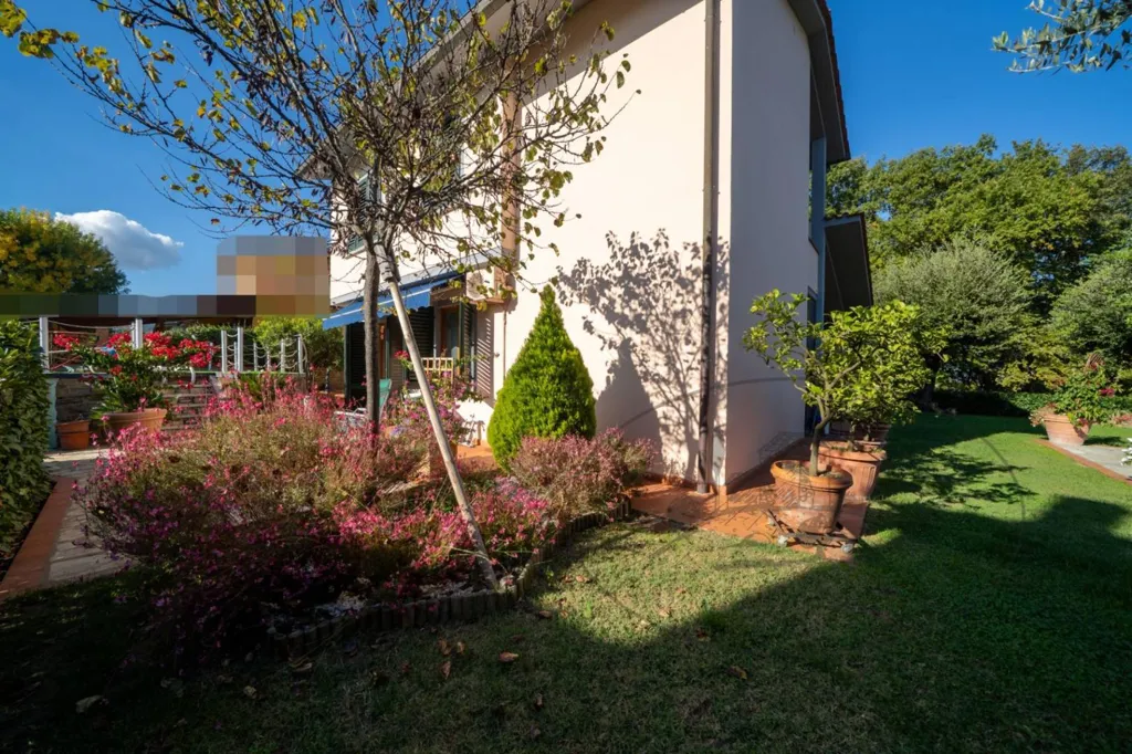 Villa with Pool in Figline e Incisa Valdarno