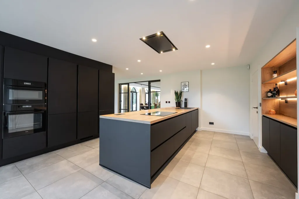 Cuisine - Villa Rénovée avec Jardin à Turnhout