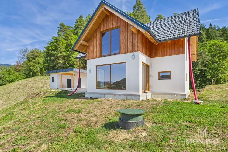 House with Mountain and Garden Views in Vojnik