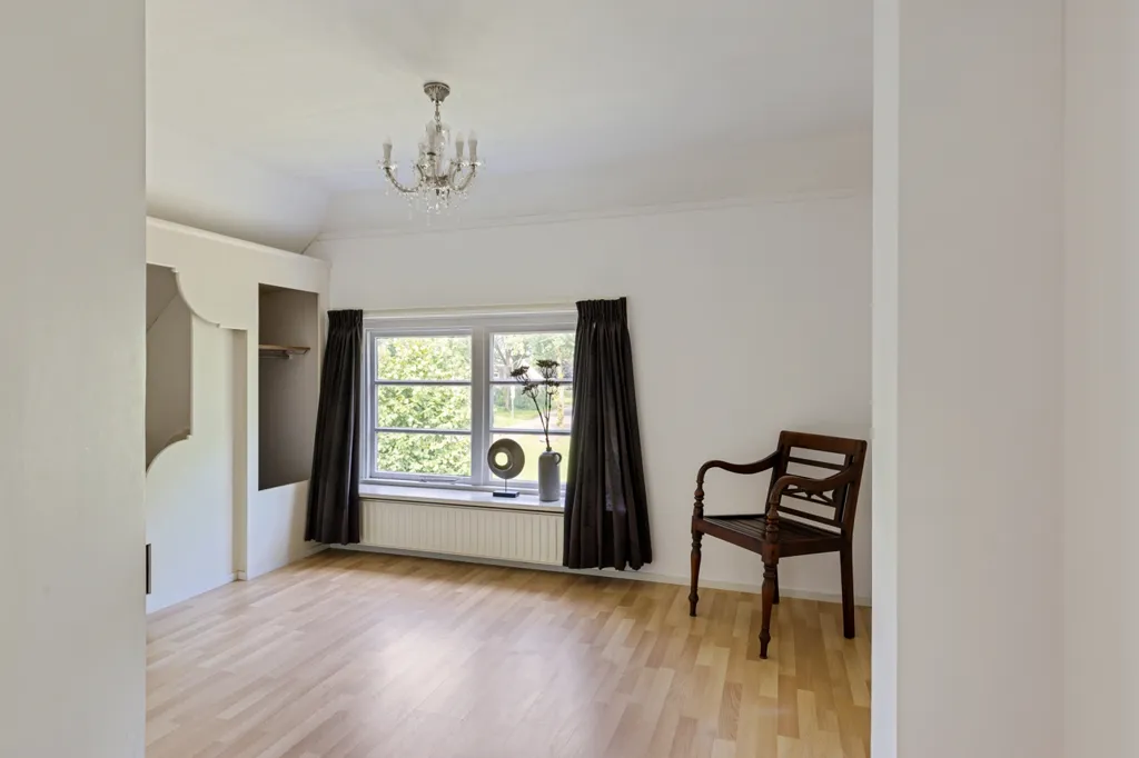 Chambres - Characterful Farmhouse with Development Potential in Balloo