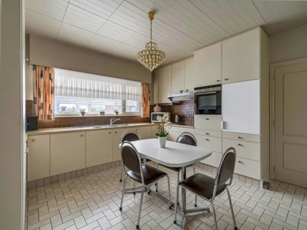 Salle à manger - Maison avec Terrasse et Garage à Dessel