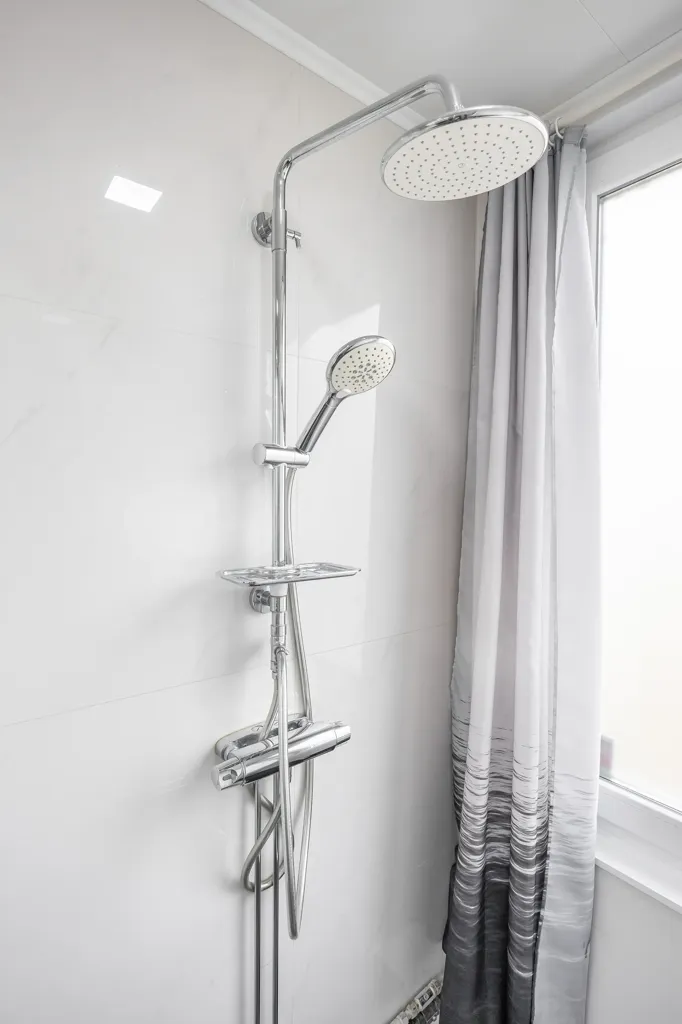 Salles de bain - Four-Room Apartment with Balcony in Högaholm