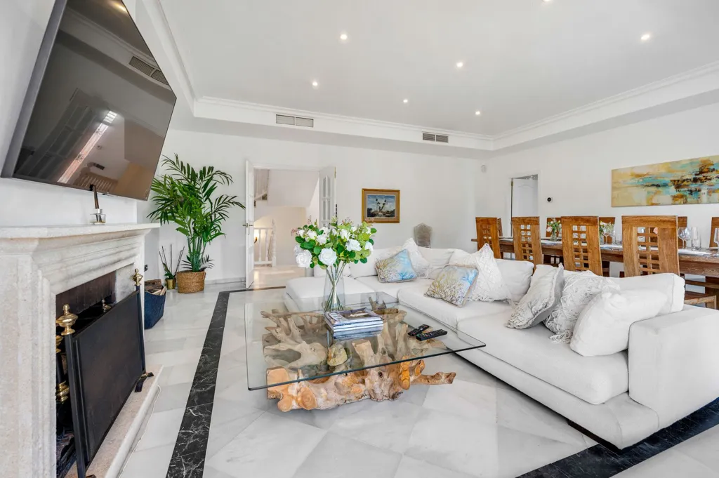 Living Room - Andalusian Villa with Pool in Sotogrande