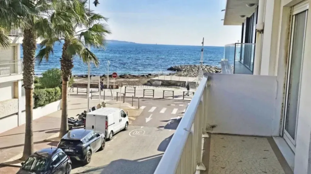 Rõdu - Sea View Apartment in Palm Beach, Cannes