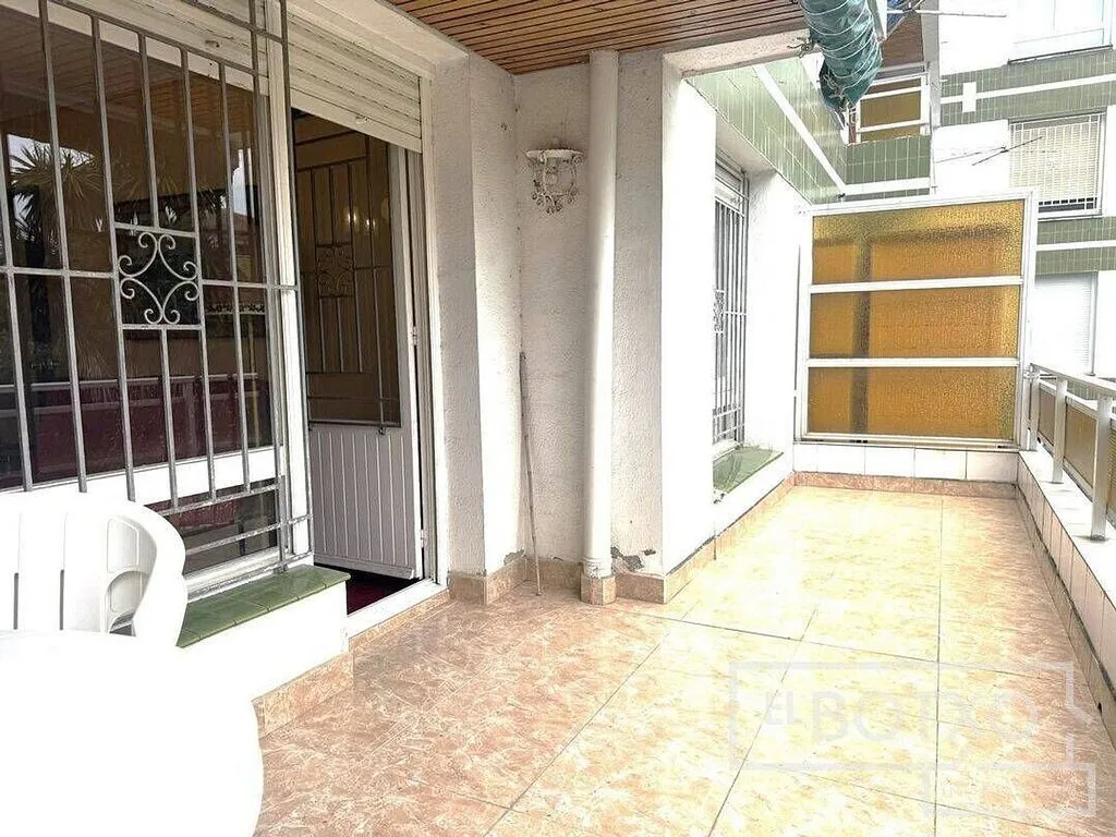 balcony