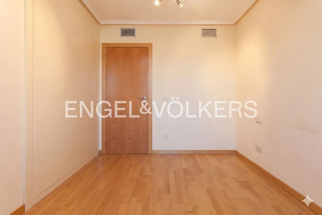 Stanze - Penthouse with Pool in Guindalera, Madrid