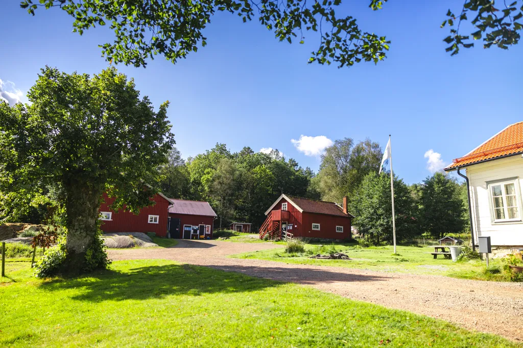 Jardin - Modernised Chain House with Terrace in Bruntebacken
