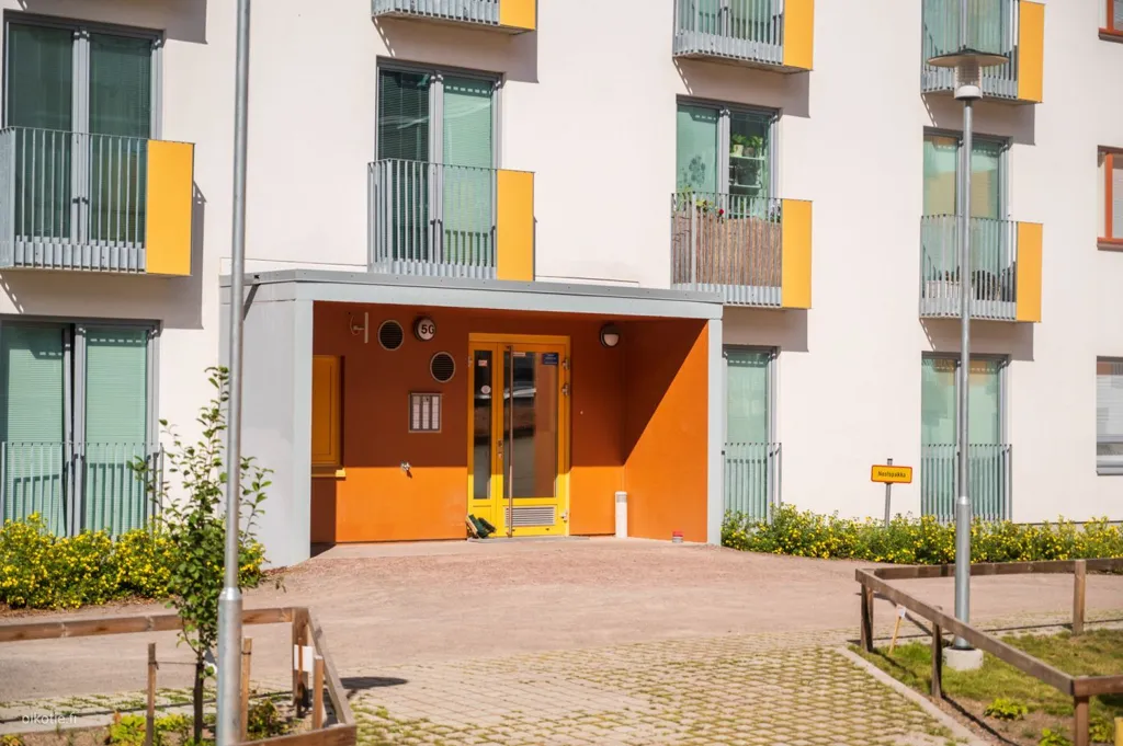 Välivaade - Modern Studio Flat with Balcony in Kaivoksela, Vantaa