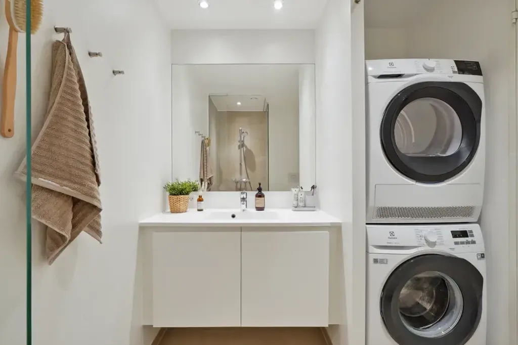 Pesuköök - Modern Flat with Storage in Odense C