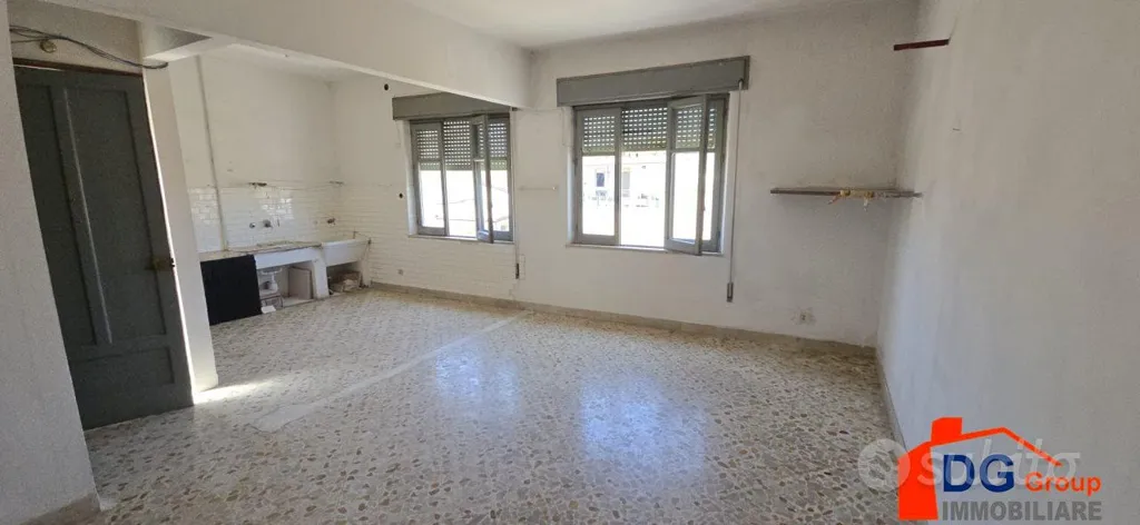 Stanze - Independent House with Balcony in Central Area