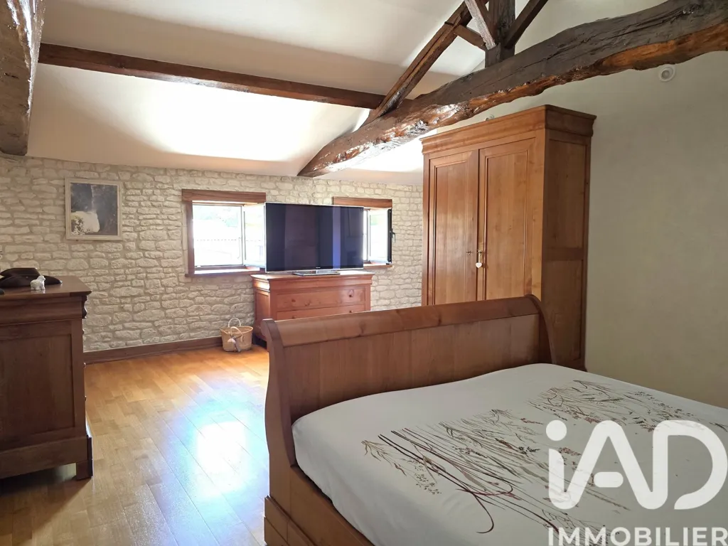 Chambres - Longère de 12 Pièces avec Piscine près de Cognac