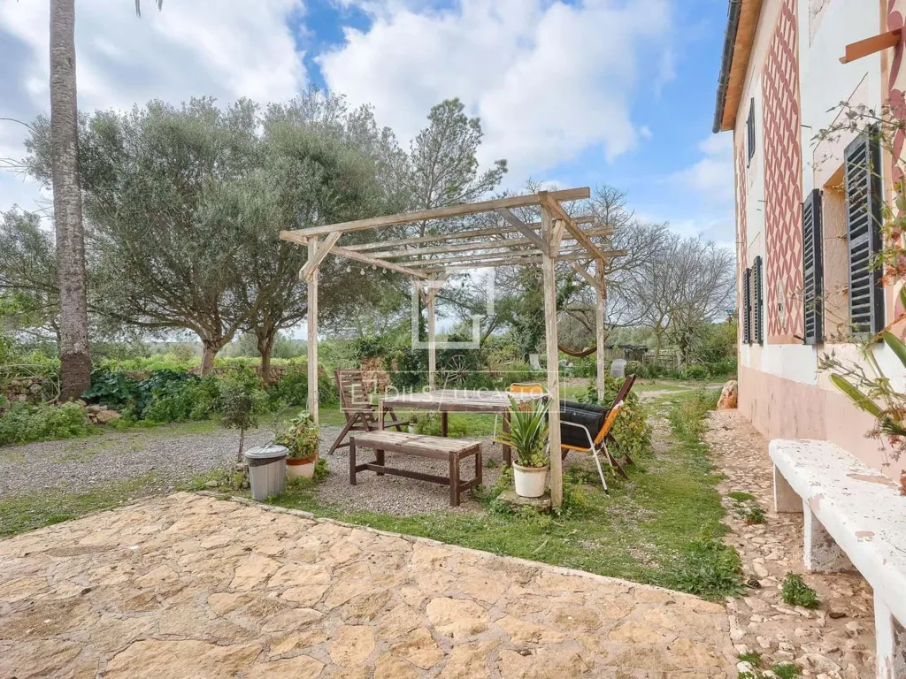 Jardin - Historic Estate with Equestrian Potential in Llucmajor