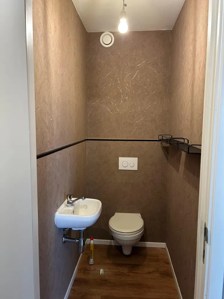 Vannitoad - Spacious 3-Bedroom Apartment with Terrace in Central Location