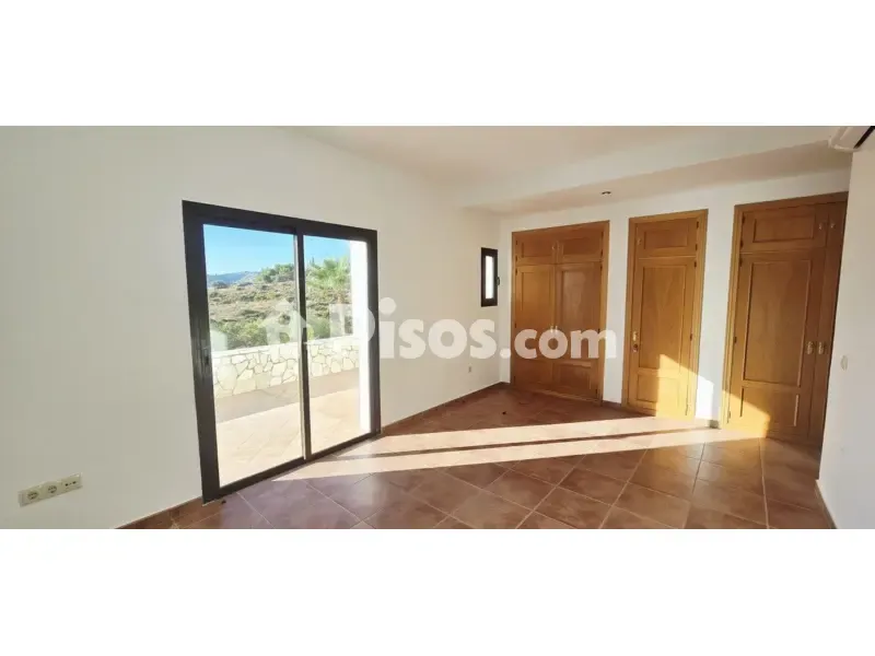 Pièces - Contemporary Villa with Sea Views in Valtocado