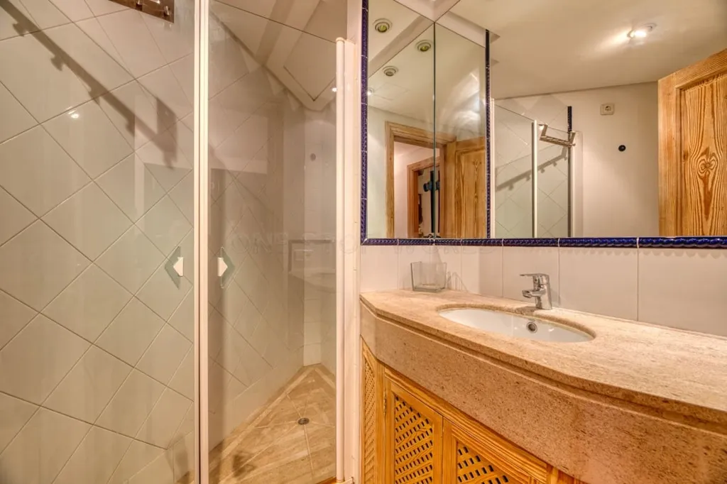 Salles de bain - Luxury Flat with Private Garden in Calvià