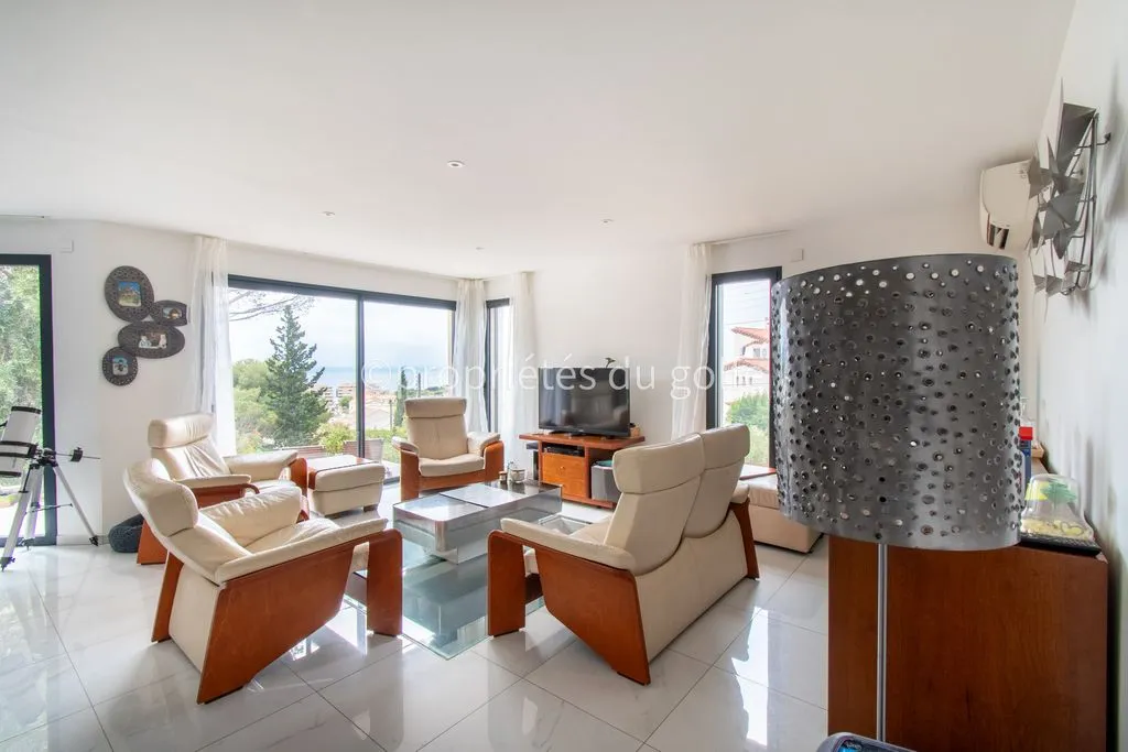 Soggiorno - Luxury Villa with Sea View in Sète
