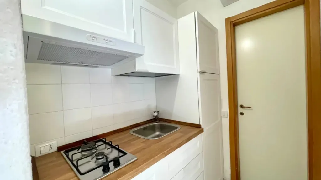 Cuisine - Rustic Bungalow with Sea View in San Teodoro
