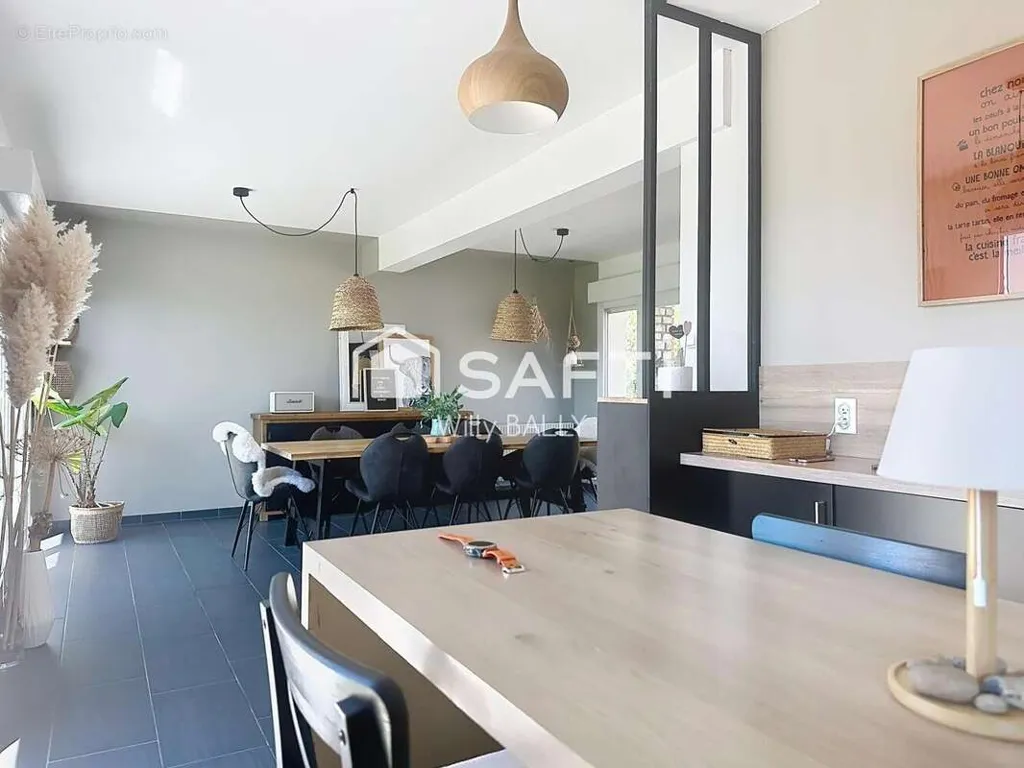Maison 6 pièces à Beaurainville