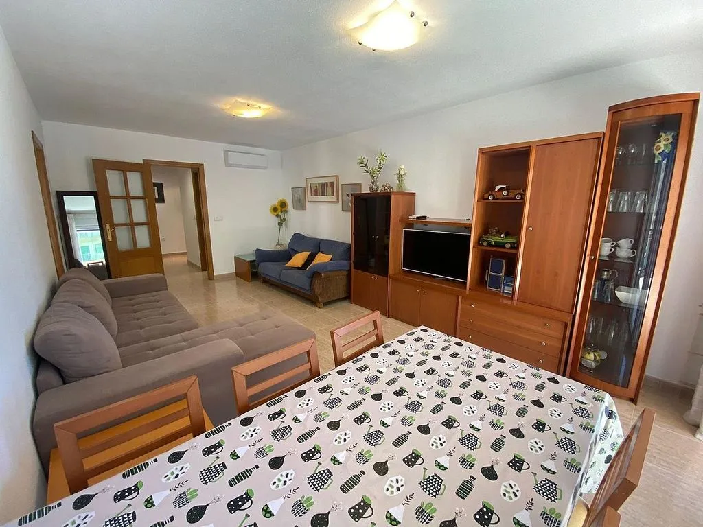 Elutuba - Spacious Apartment with Sea View in Caleta