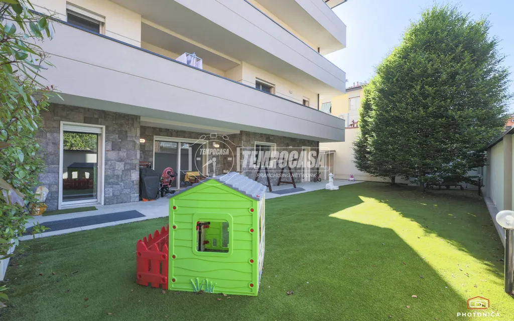 Jardin - Modern Apartment with Private Garden in Bologna