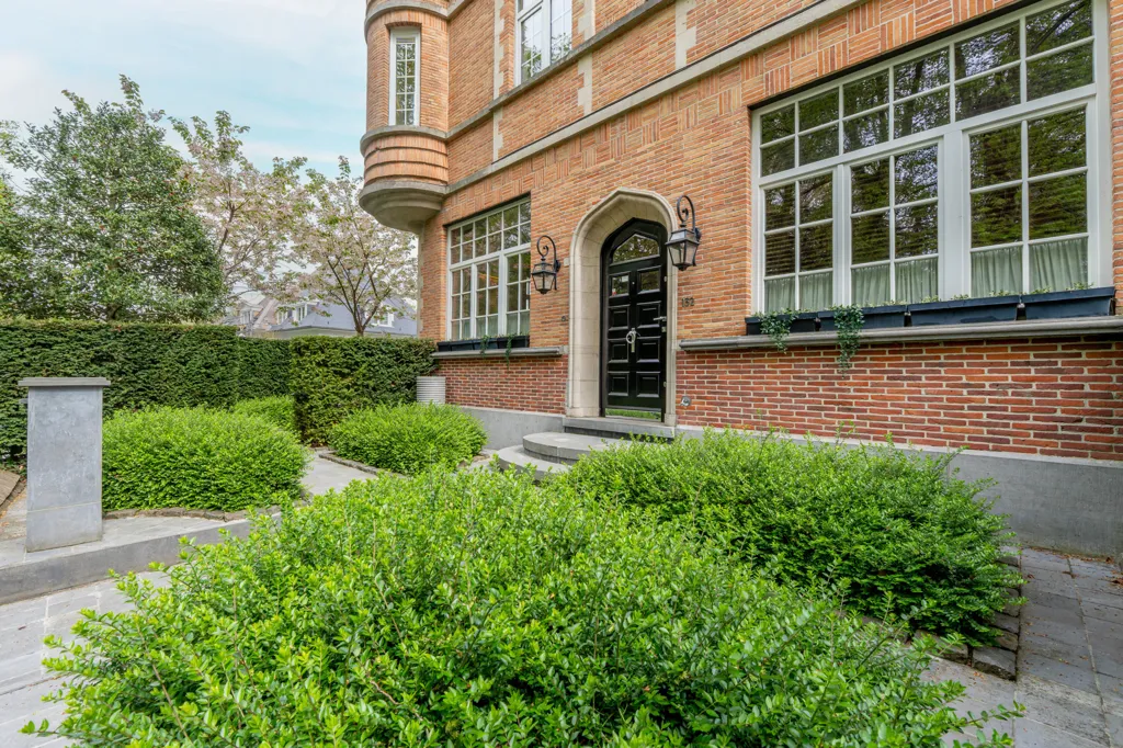 Välivaade - 1930s Apartment with Garden in Uccle