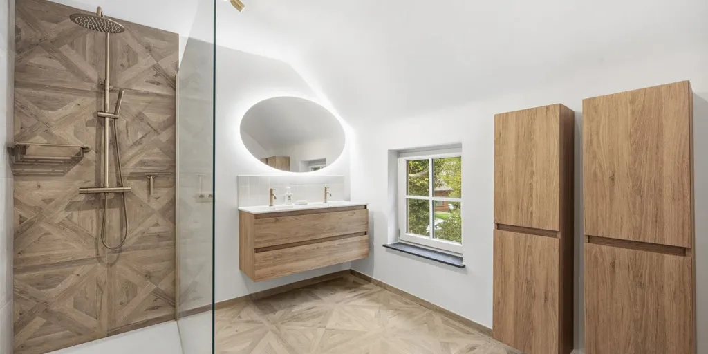 Bagni - Villa with Panoramic Garden in Rotseelaar