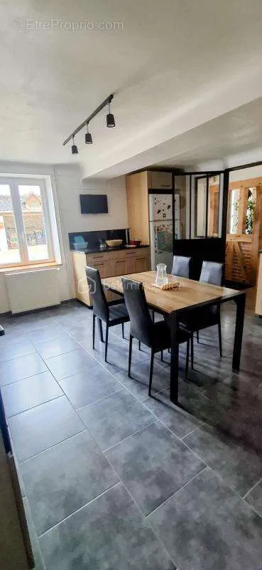 Salle à manger - Maison avec Jardin et Carport à Ascheres-le-Marché