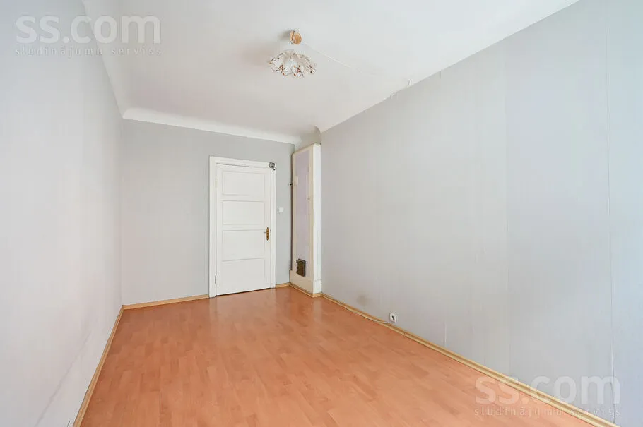 Toad - Apartment with Central Heating in Riga Centre