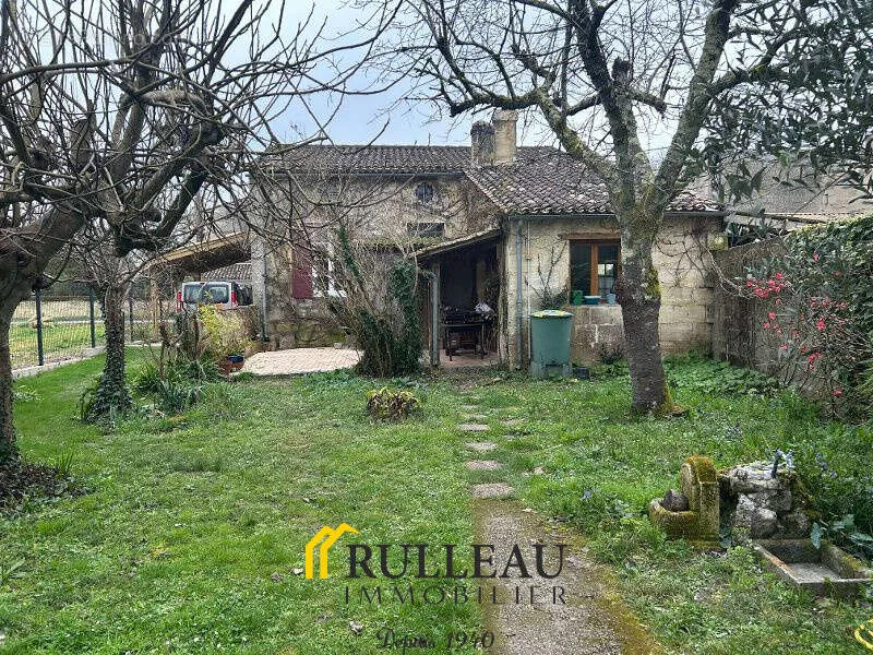 Aed - Charming Stone House with Garden in St-André-de-Cubzac