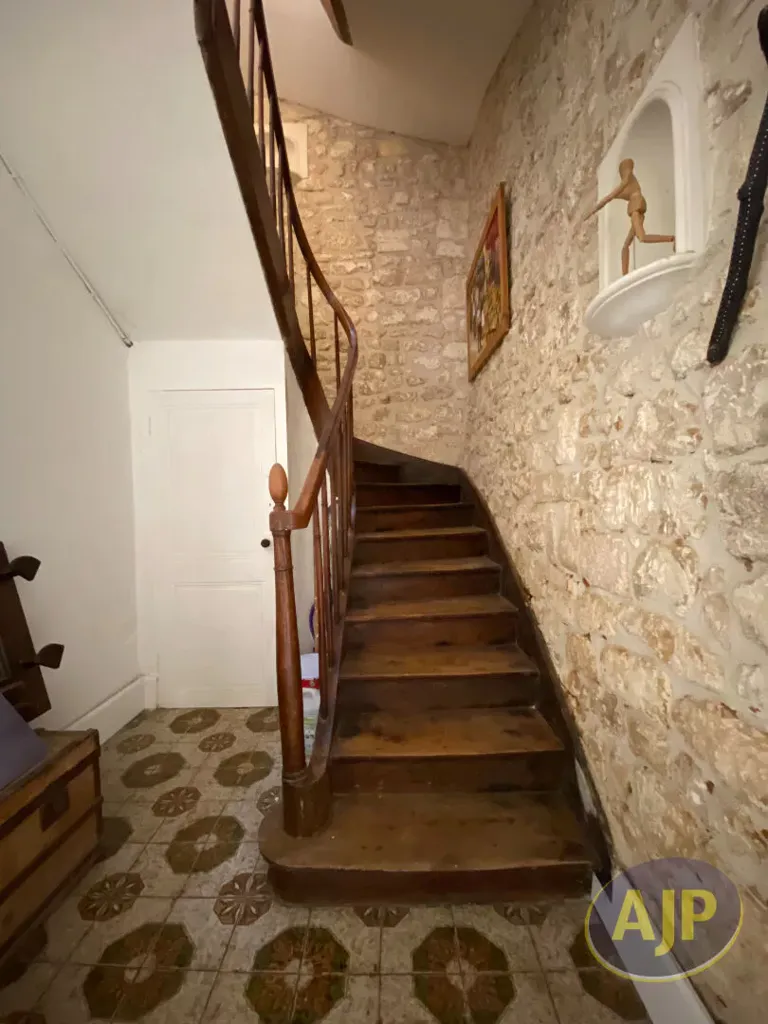 Toad - City Centre House with Garden in Pons