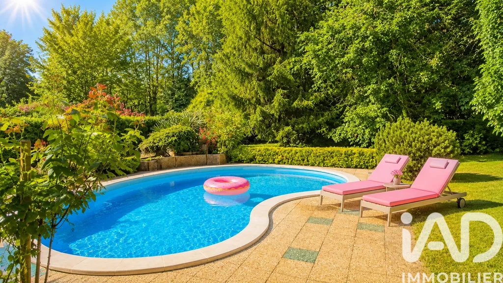Piscina - Family House with Pool in Cestas