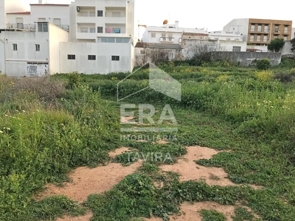 Jardin - Rustic Building Land in Tavira Centre