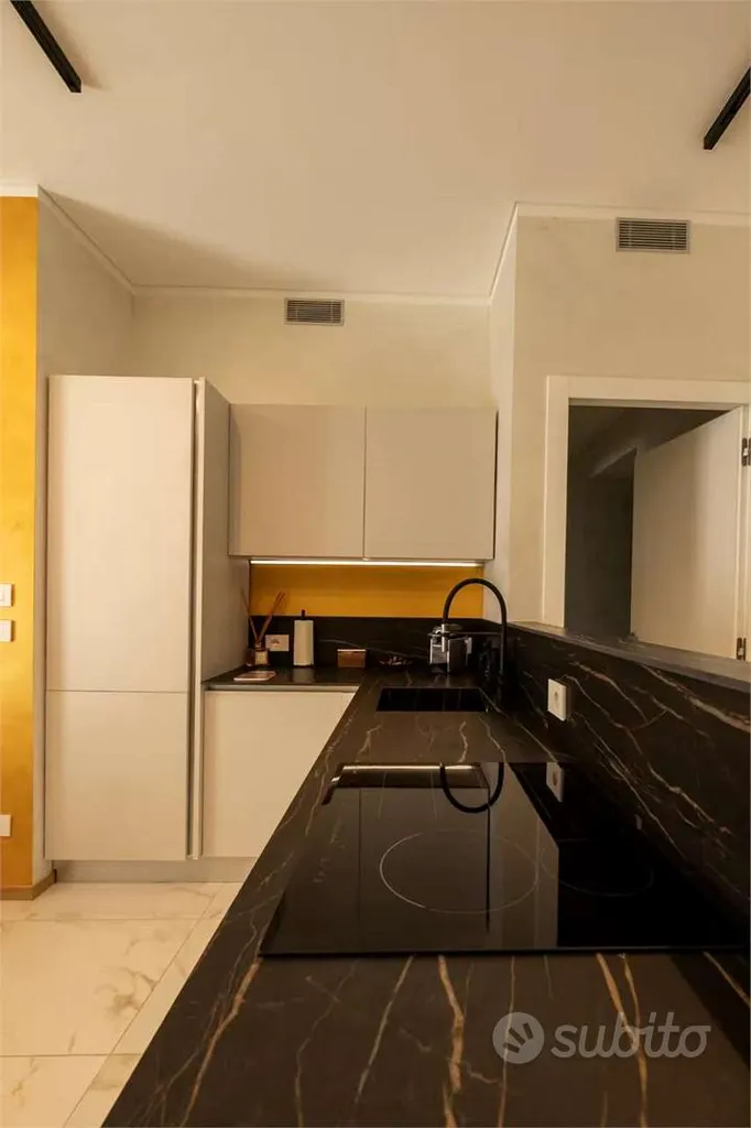 Cuisine - Restored Two-Bedroom in Central Turin