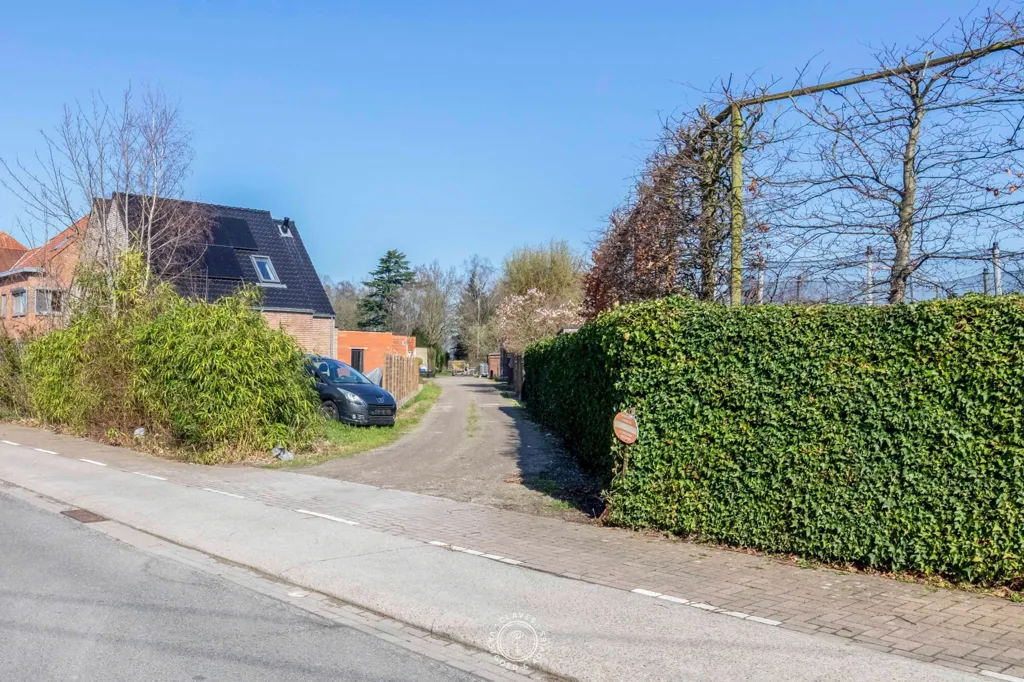 Exterior - House with Enchanting Garden in Sint-Niklaas